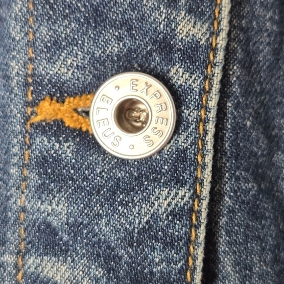 Express Bleus Womens Vintage Classic Dark Wash Denim Jean Jacket Size Small - Picture 3 of 11